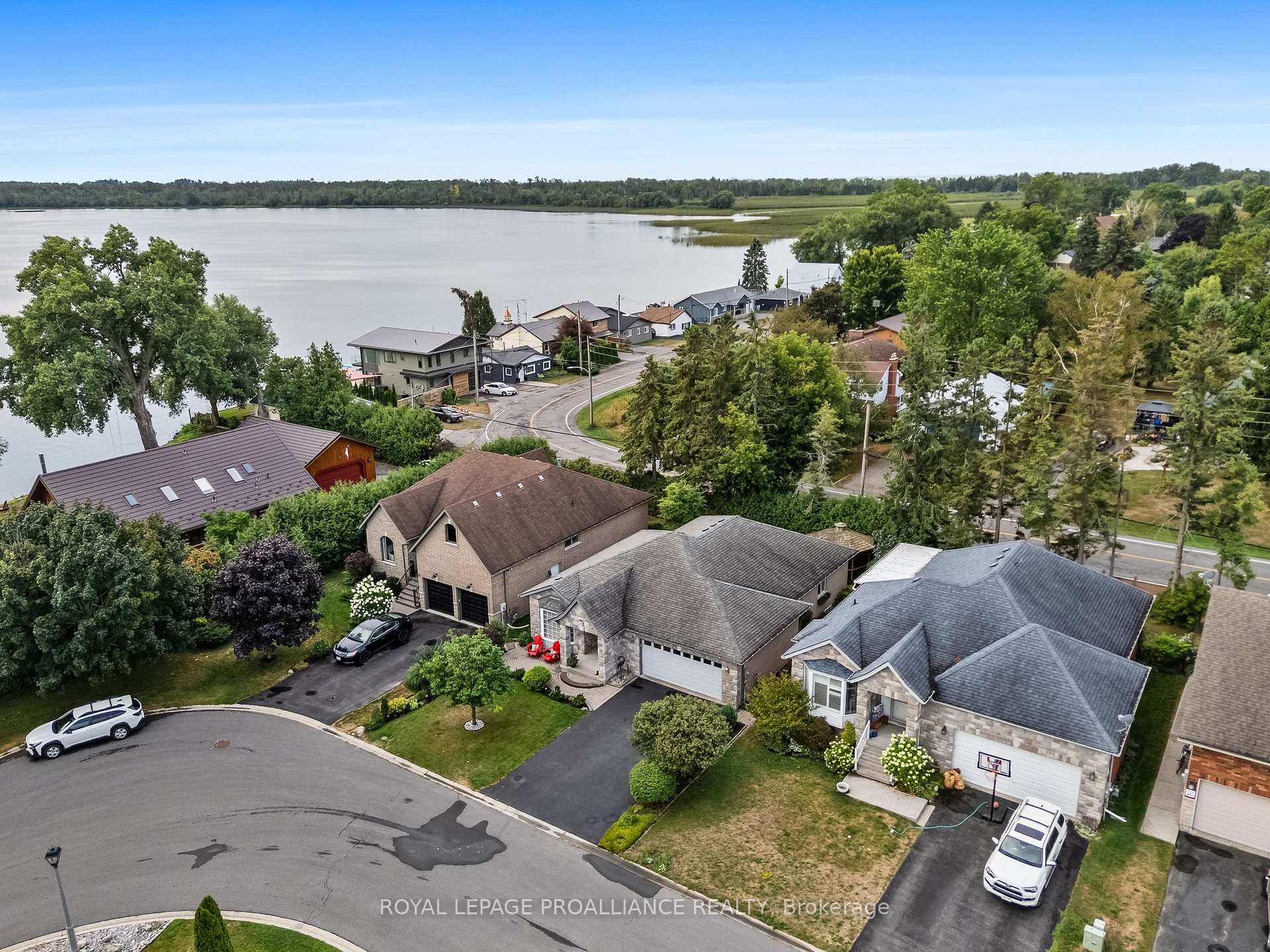 Photo 7 of 14 Edgewater Drive, Prince Edward County, Sophiasburg Ward — HOMEH