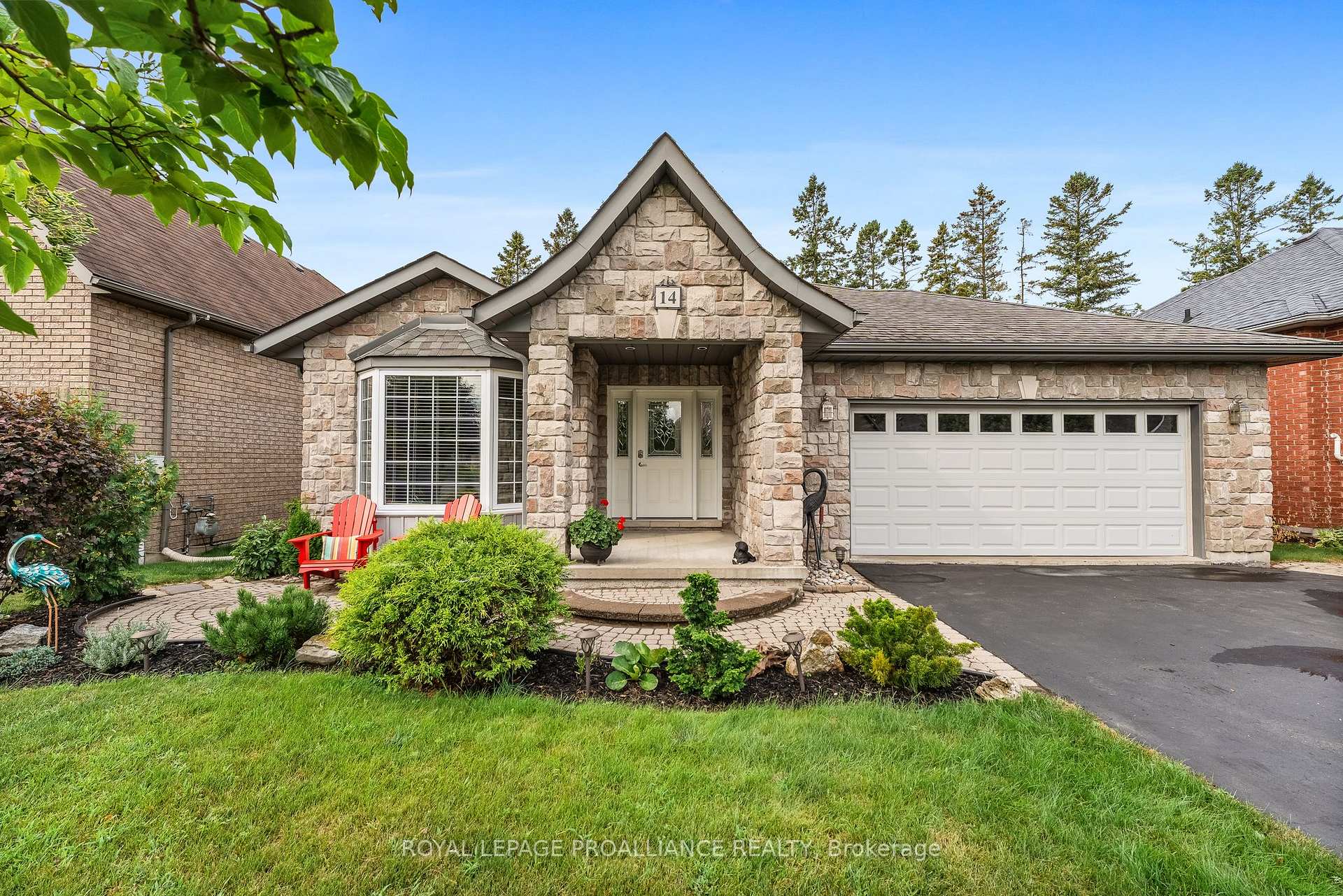 Photo 8 of 14 Edgewater Drive, Prince Edward County, Sophiasburg Ward — HOMEH