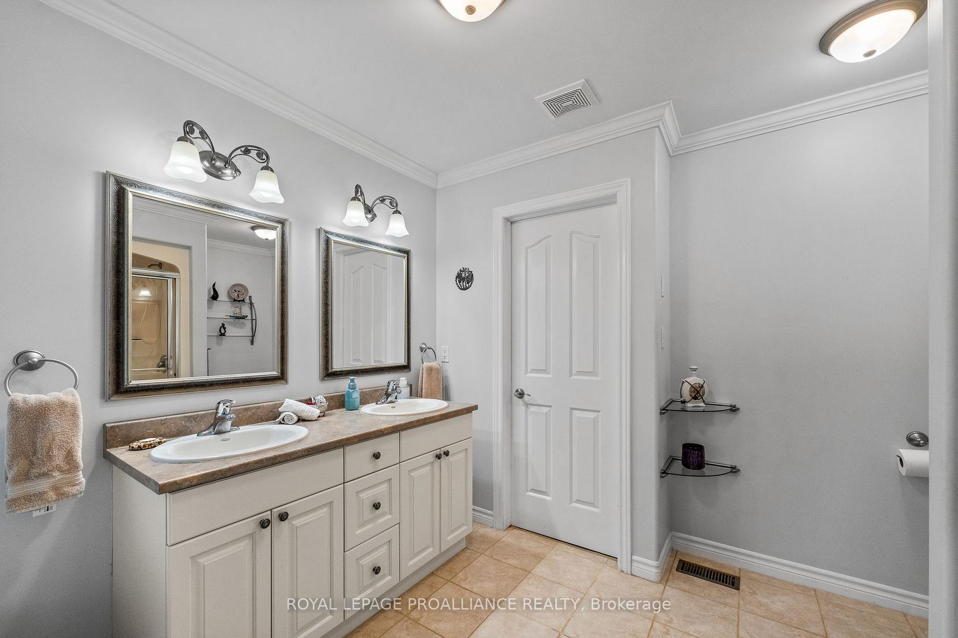 Photo 22 of 14 Edgewater Drive, Prince Edward County, Sophiasburg Ward — HOMEH