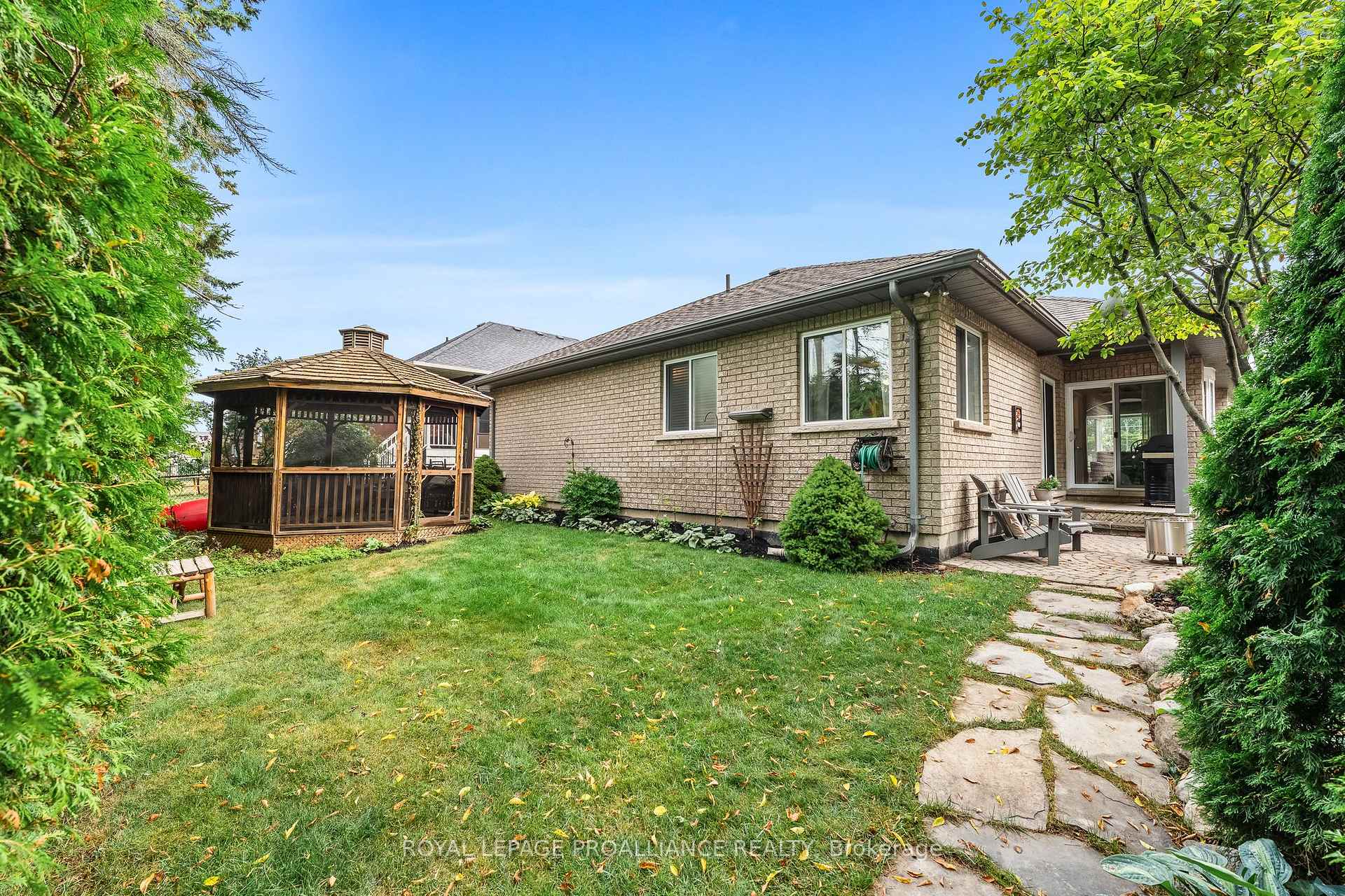 Photo 37 of 14 Edgewater Drive, Prince Edward County, Sophiasburg Ward — HOMEH