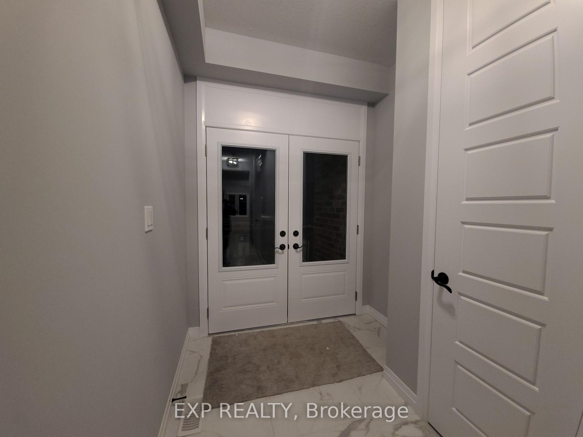 Photo 6 of 249 Wesley Boulevard, Cambridge — HOMEH