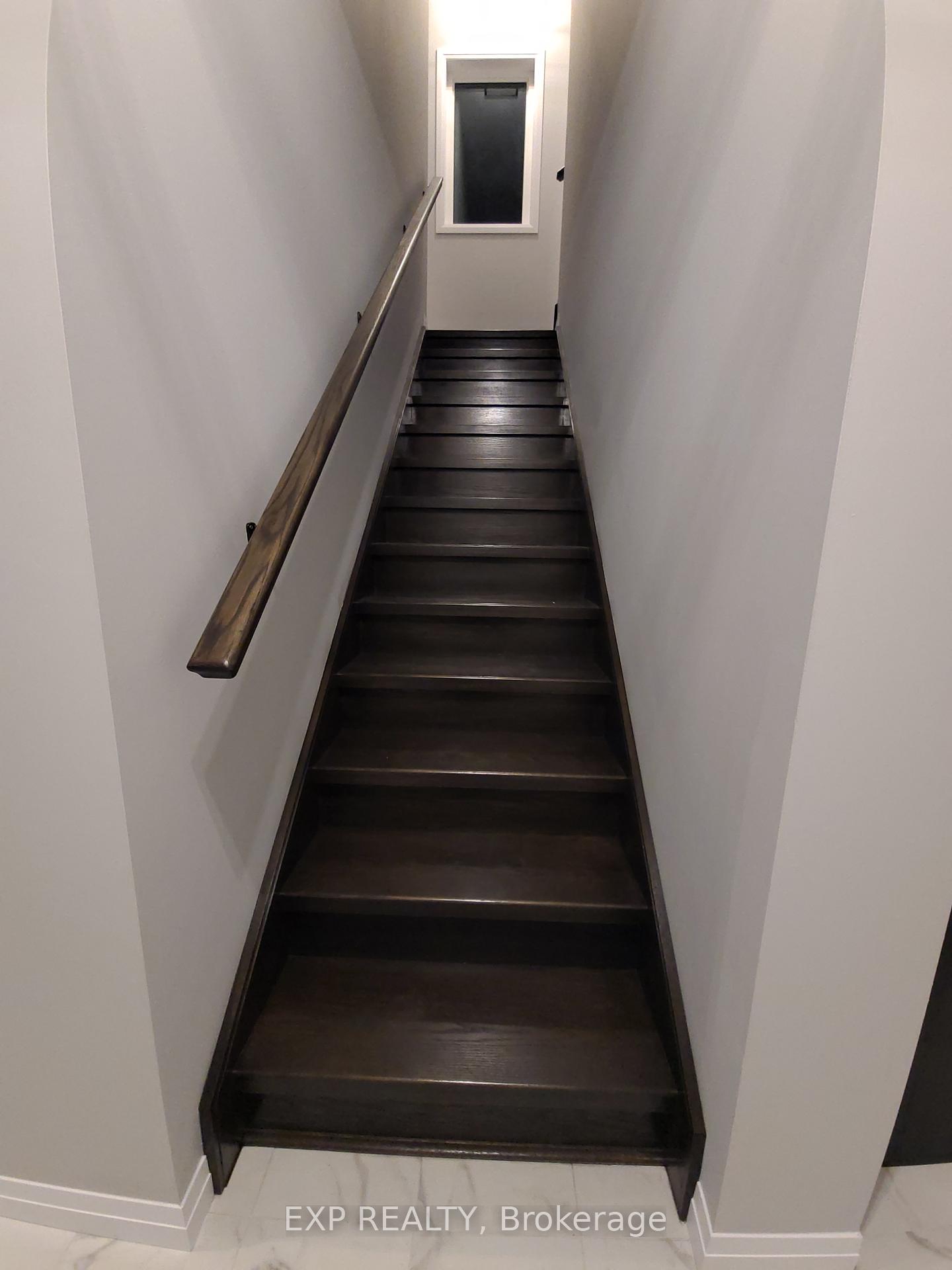 Photo 11 of 249 Wesley Boulevard, Cambridge — HOMEH