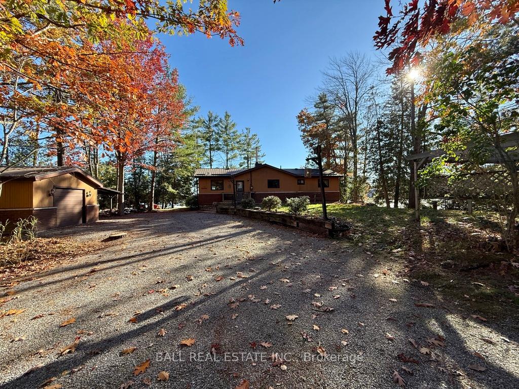 Photo 2 of 2149 Little Chipmunk Road, Douro-Dummer — HOMEH