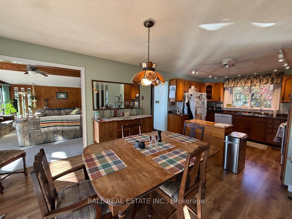 Photo 15 of 2149 Little Chipmunk Road, Douro-Dummer — HOMEH