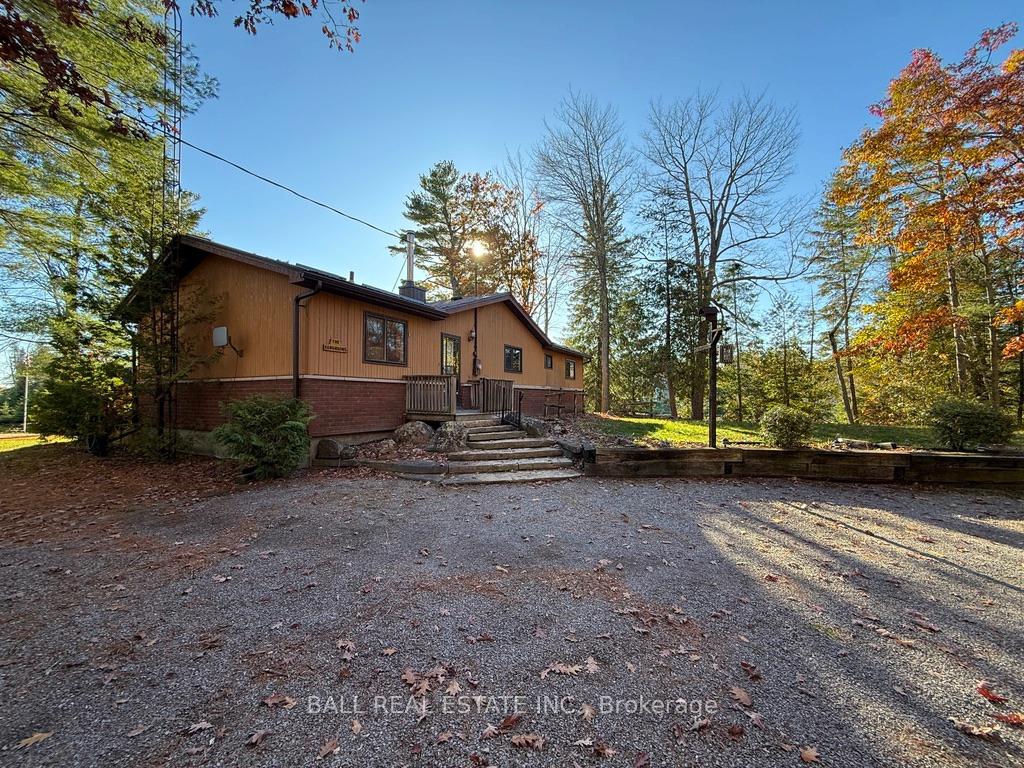 Photo 43 of 2149 Little Chipmunk Road, Douro-Dummer — HOMEH