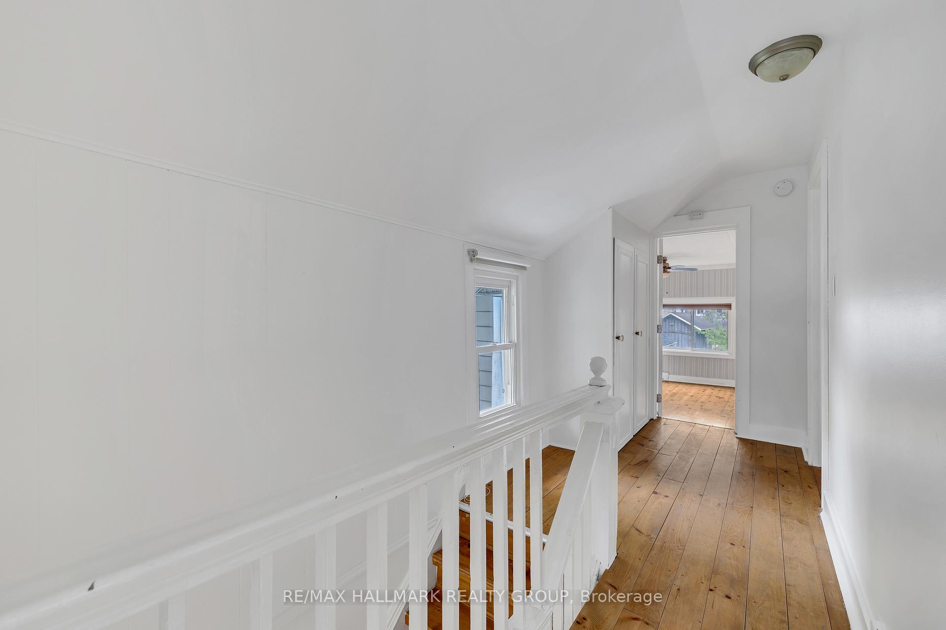 Photo 30 of 118 Wellington Street, Gananoque — HOMEH