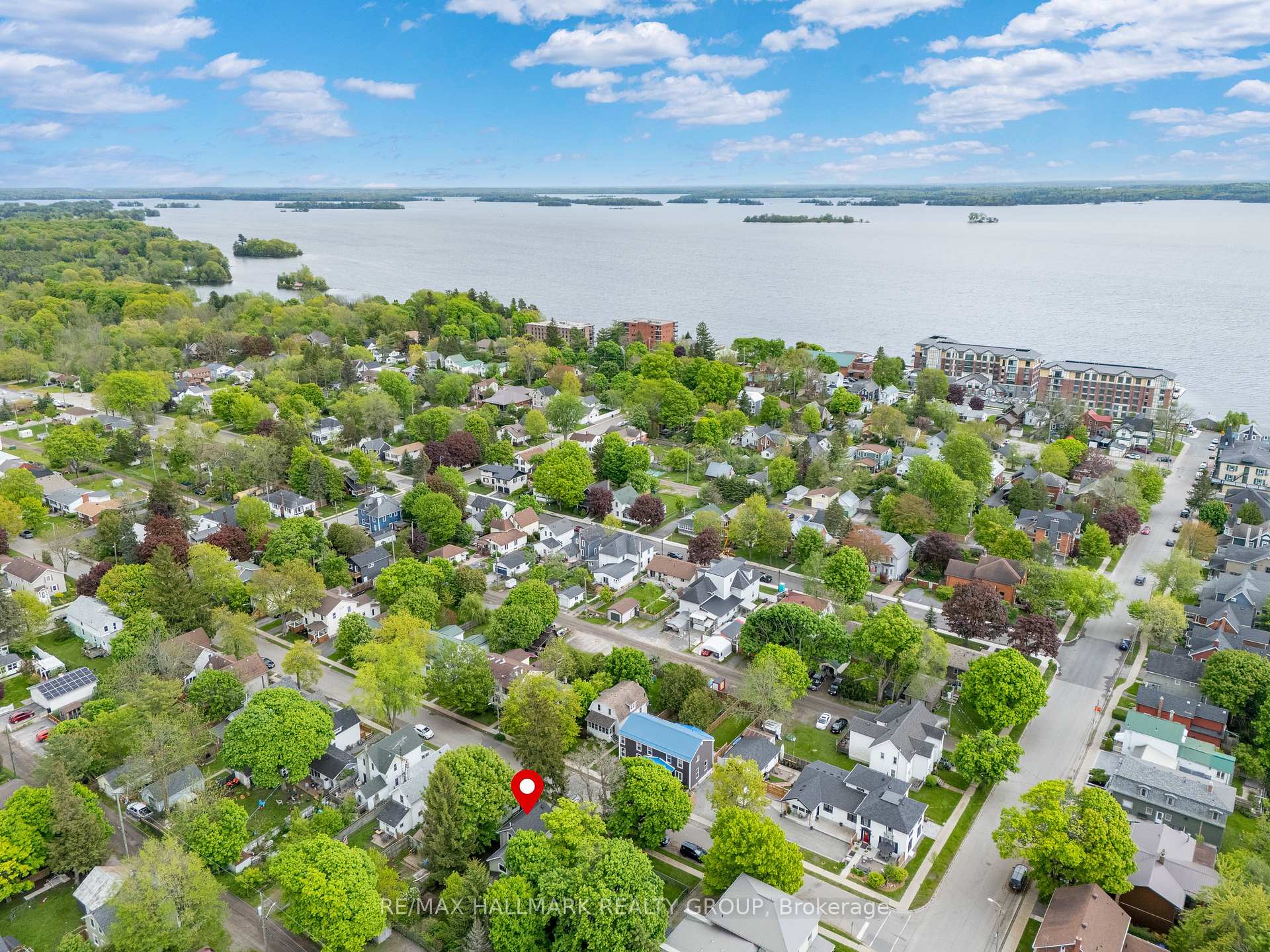 Photo 44 of 118 Wellington Street, Gananoque — HOMEH