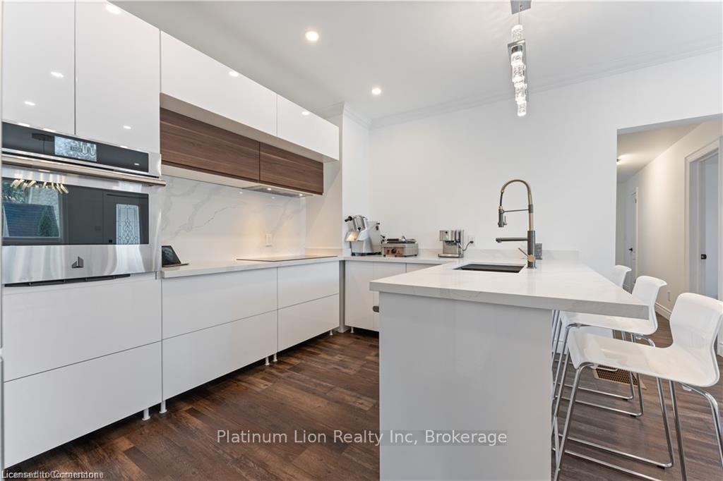 Photo 9 of 65 Broadway Street W, Brant, Paris — HOMEH