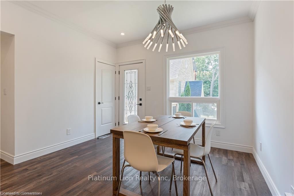 Photo 16 of 65 Broadway Street W, Brant, Paris — HOMEH