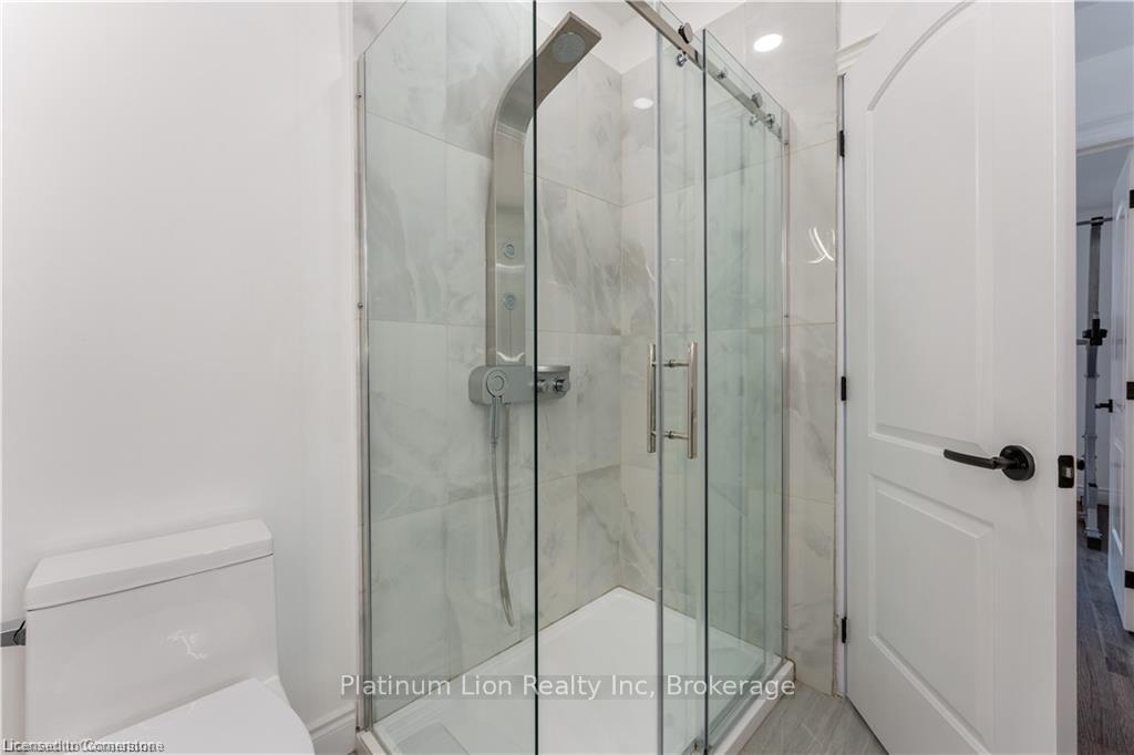 Photo 18 of 65 Broadway Street W, Brant, Paris — HOMEH