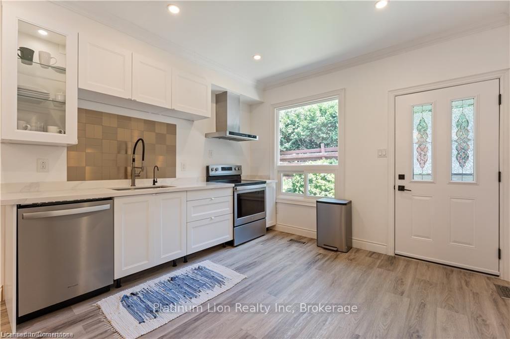 Photo 29 of 65 Broadway Street W, Brant, Paris — HOMEH