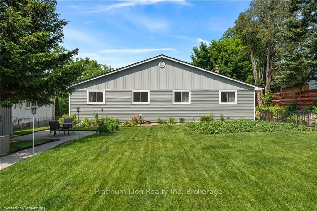 Photo 45 of 65 Broadway Street W, Brant, Paris — HOMEH