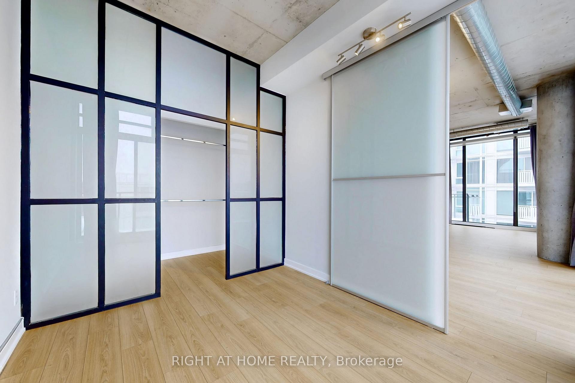 Photo 19 of Unit 726, 90 Broadview Avenue, Toronto, South Riverdale — HOMEH