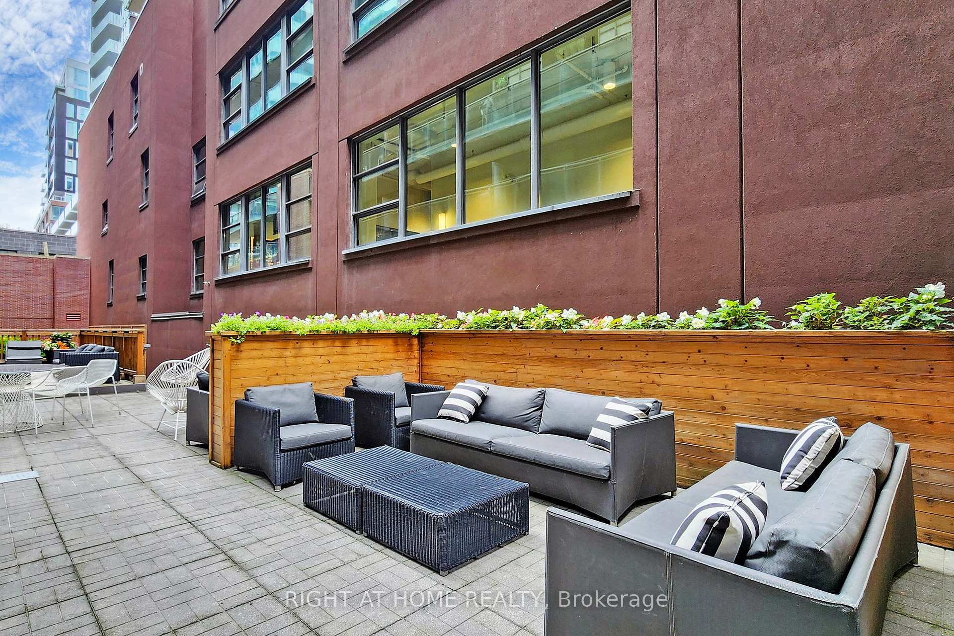Photo 32 of Unit 726, 90 Broadview Avenue, Toronto, South Riverdale — HOMEH