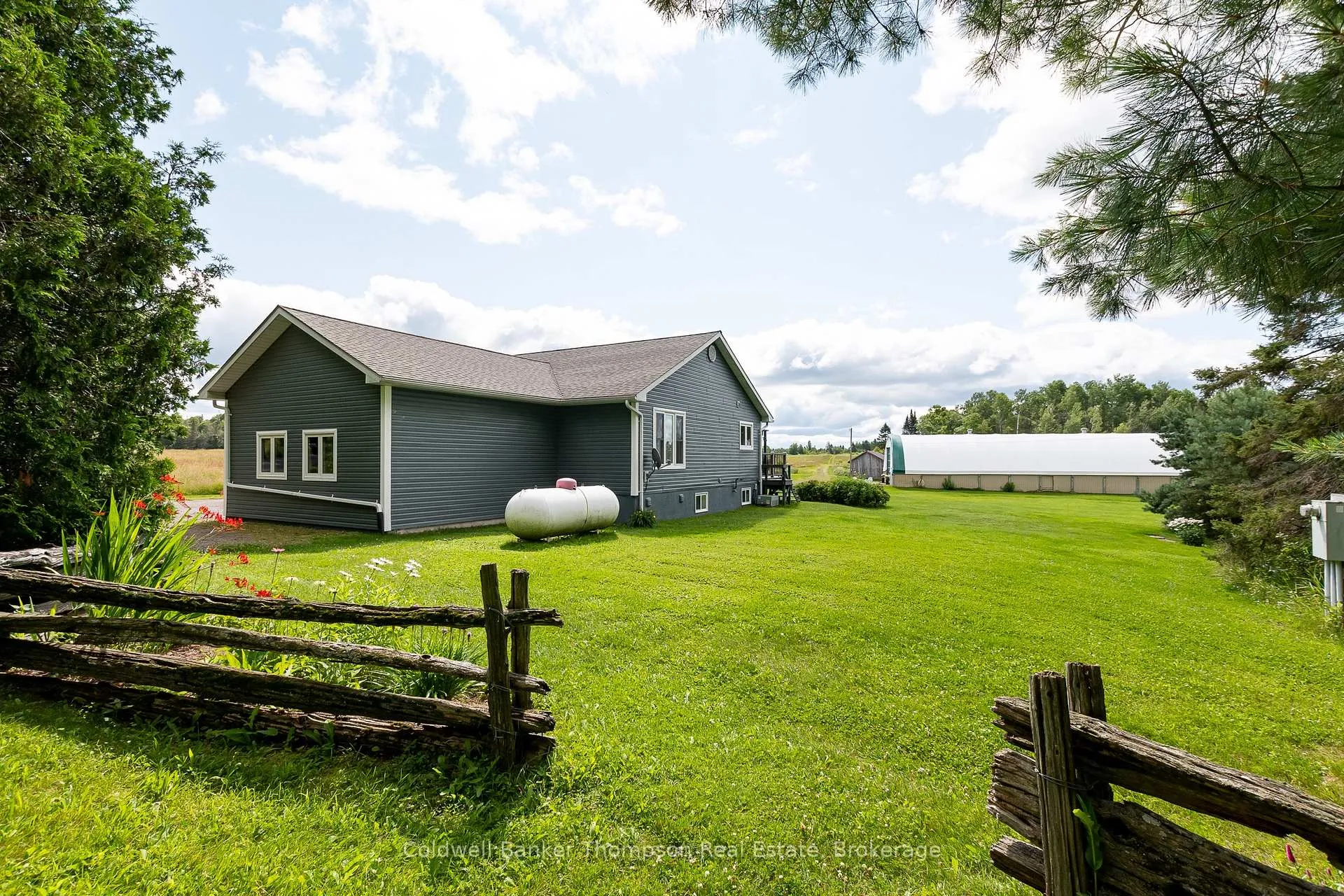 Photo 37 of 3737 124 Highway, Magnetawan — HOMEH
