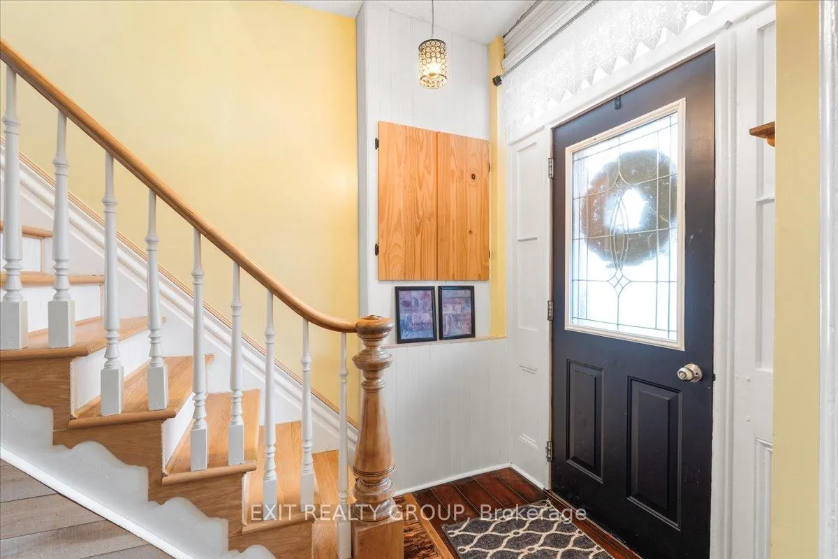 Photo 3 of 391 Thomas Street, Deseronto, Deseronto (Town) — HOMEH