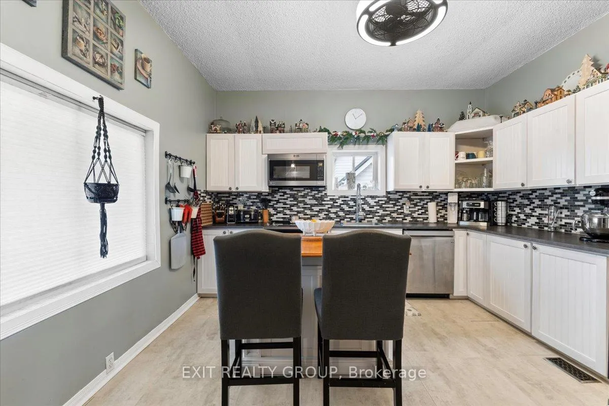 Photo 16 of 391 Thomas Street, Deseronto, Deseronto (Town) — HOMEH