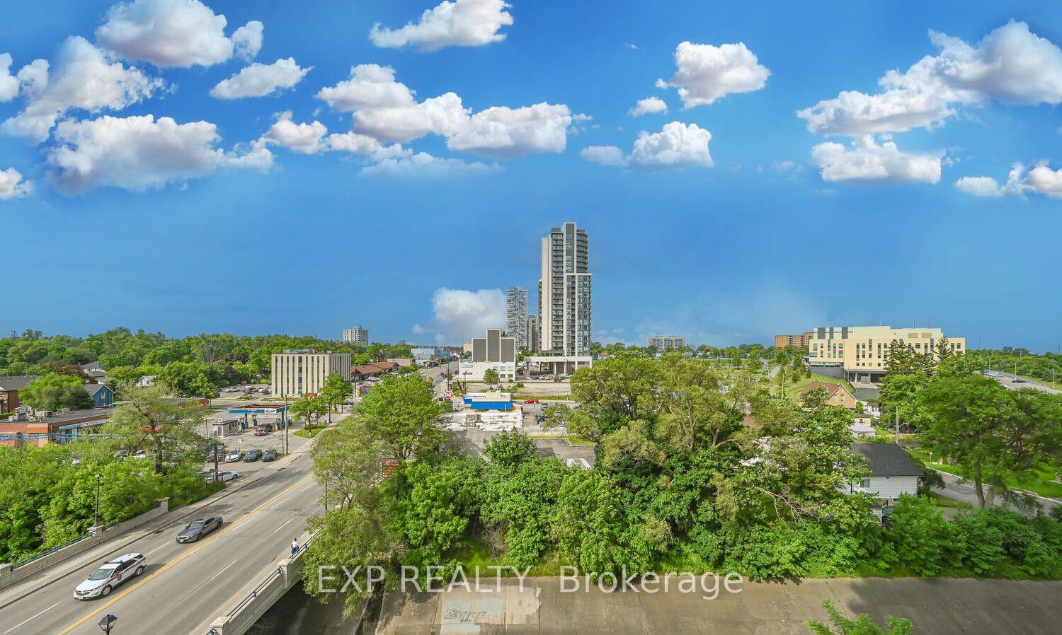 Photo 2 of Unit 2503, 100 John Street, Brampton, Downtown Brampton — HOMEH