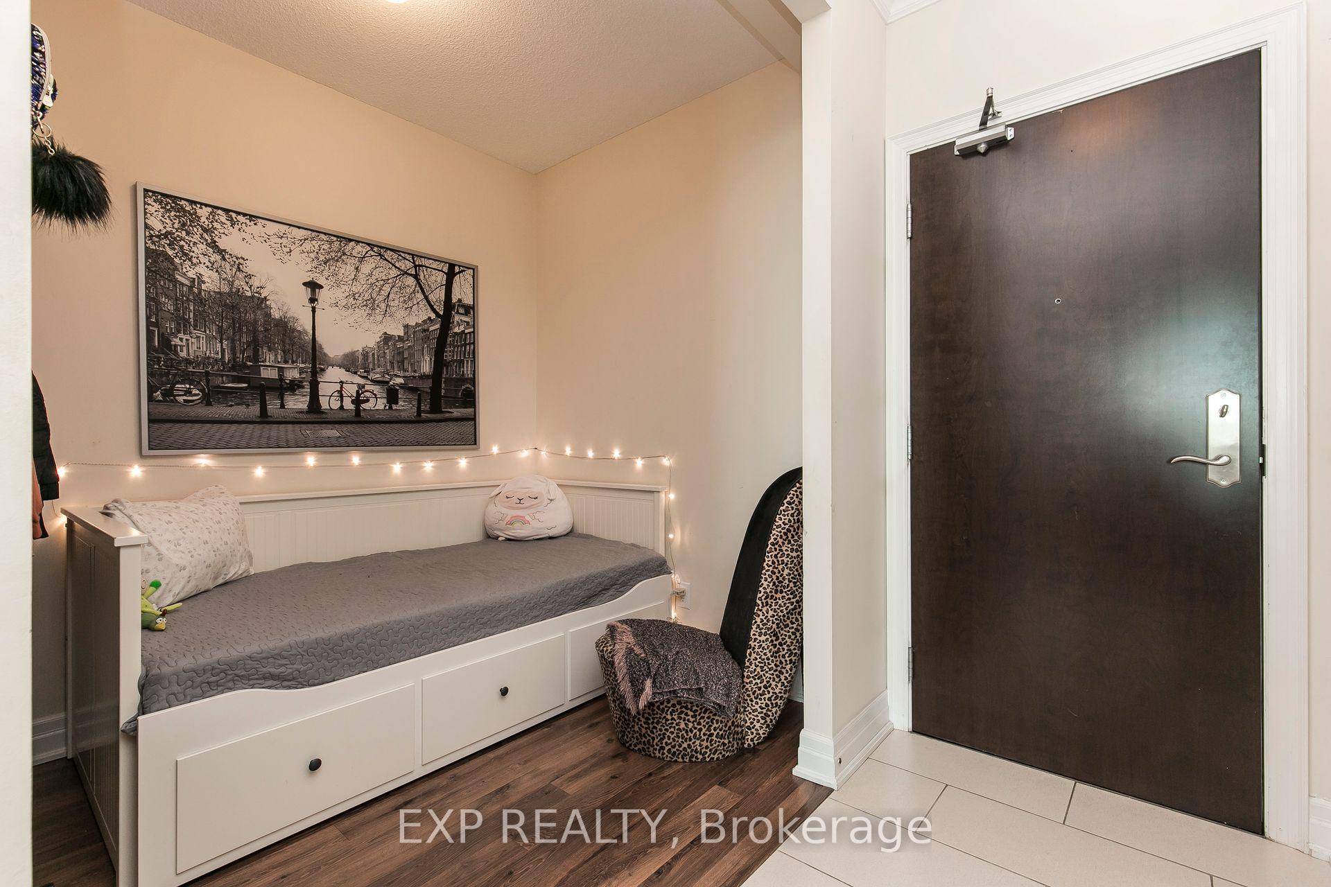 Photo 19 of Unit 2503, 100 John Street, Brampton, Downtown Brampton — HOMEH