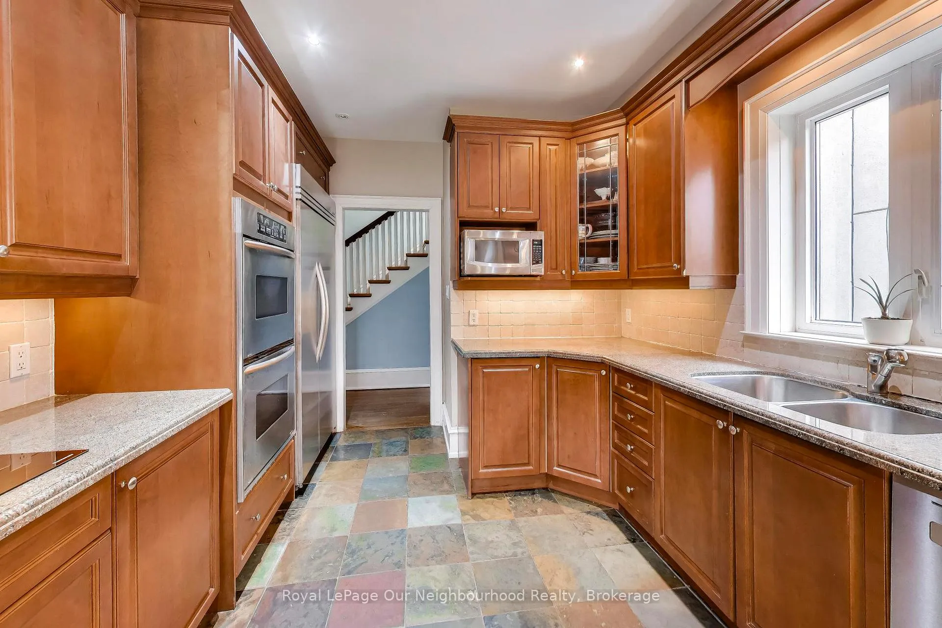 Photo 14 of 166 Lytton Boulevard, Toronto, Lawrence Park South — HOMEH