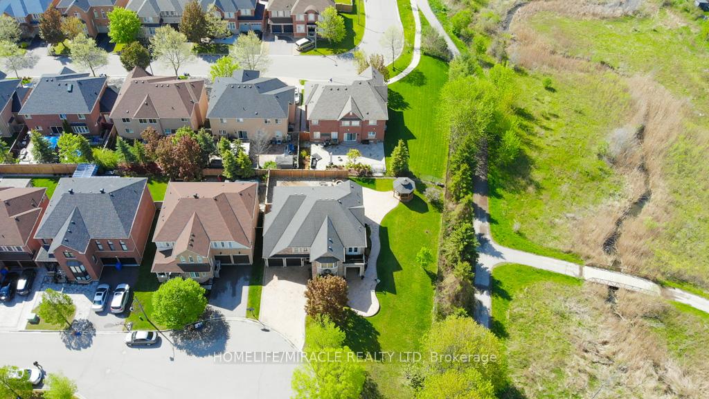 Photo 3 of 6 Mackellar Court, Ajax, Northwest Ajax — HOMEH