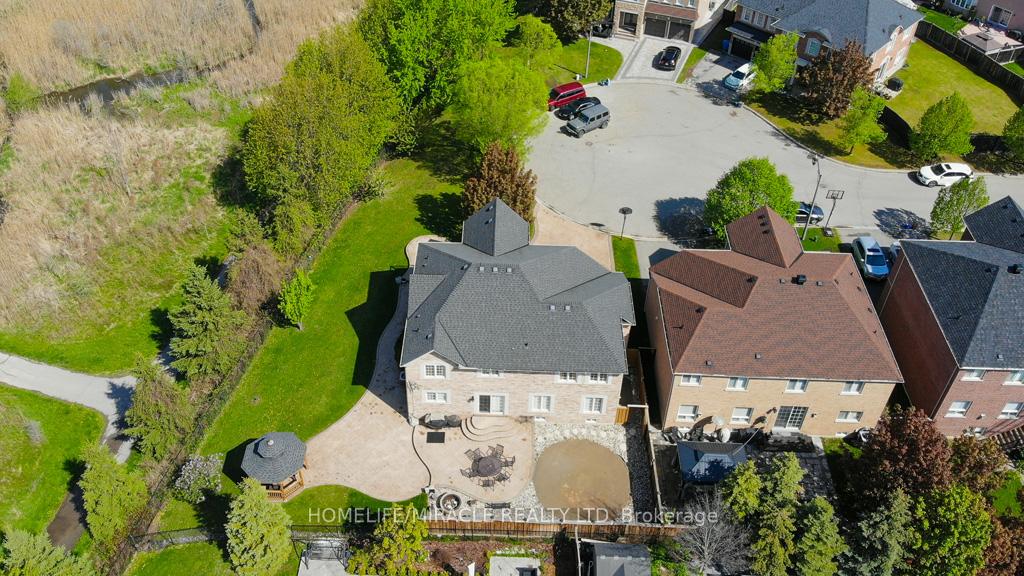 Photo 4 of 6 Mackellar Court, Ajax, Northwest Ajax — HOMEH