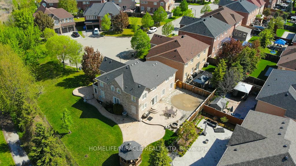 Photo 7 of 6 Mackellar Court, Ajax, Northwest Ajax — HOMEH
