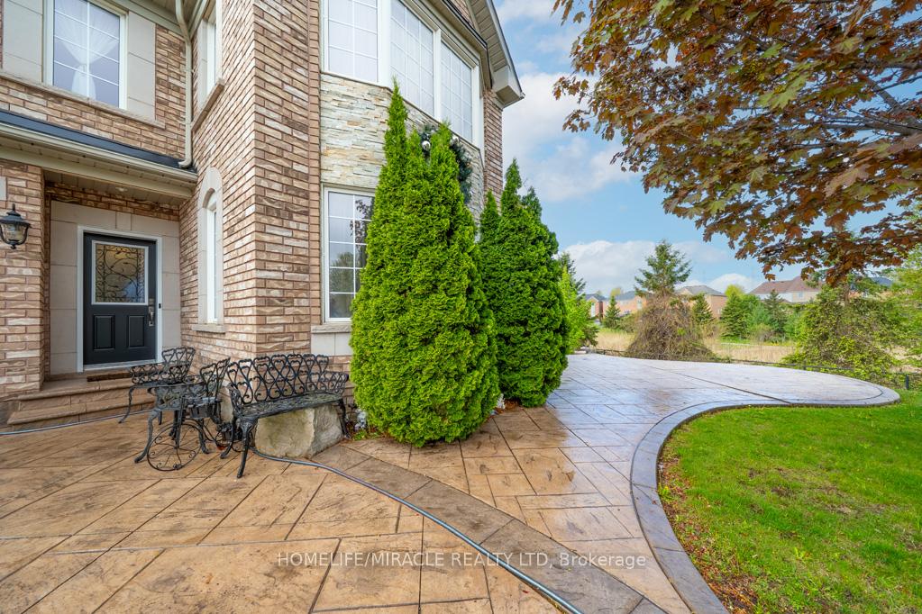 Photo 13 of 6 Mackellar Court, Ajax, Northwest Ajax — HOMEH