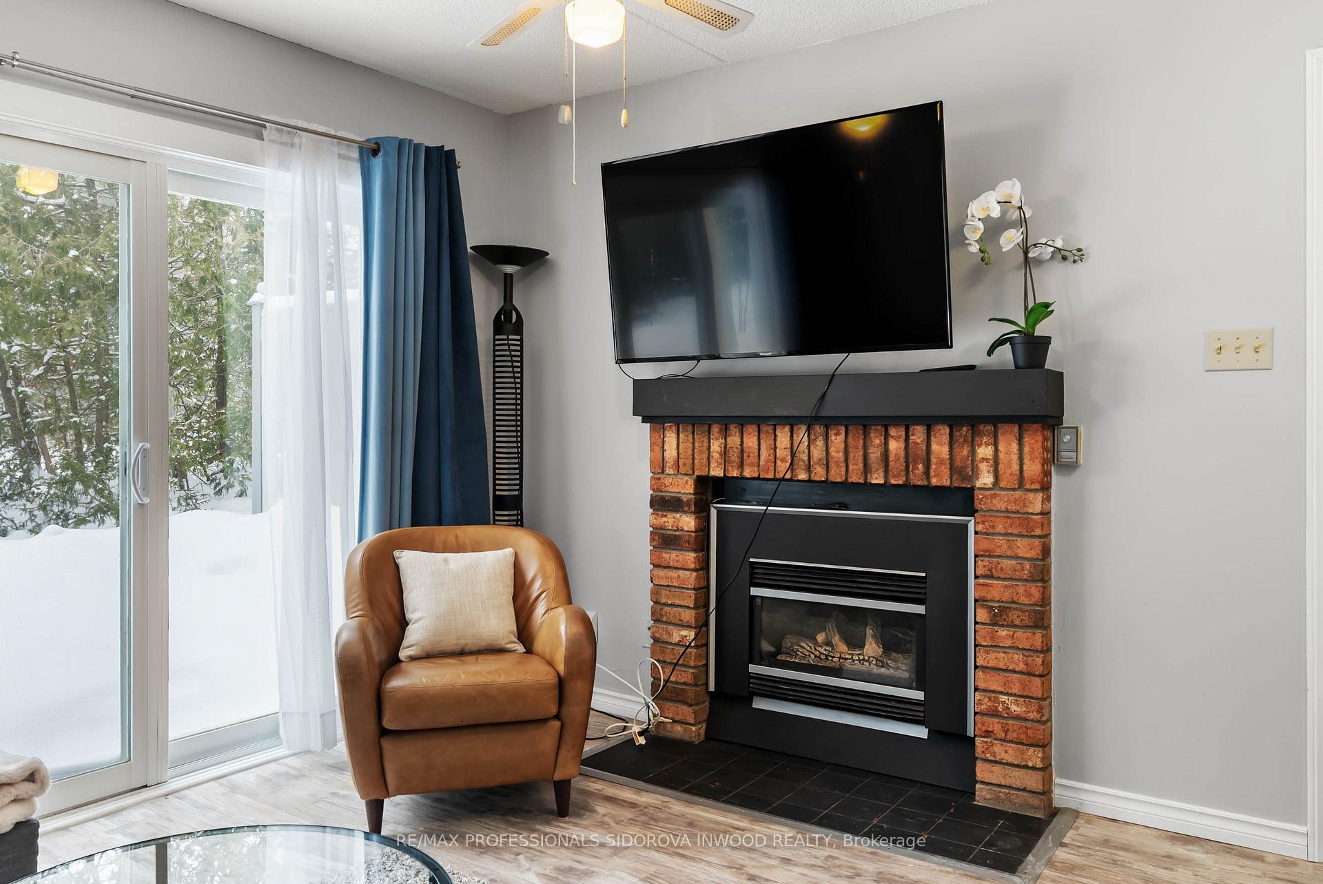 Photo 5 of Unit 74, 21 Dawson Drive, Collingwood — HOMEH