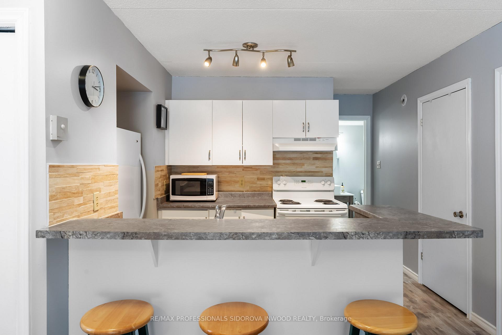 Photo 8 of Unit 74, 21 Dawson Drive, Collingwood — HOMEH