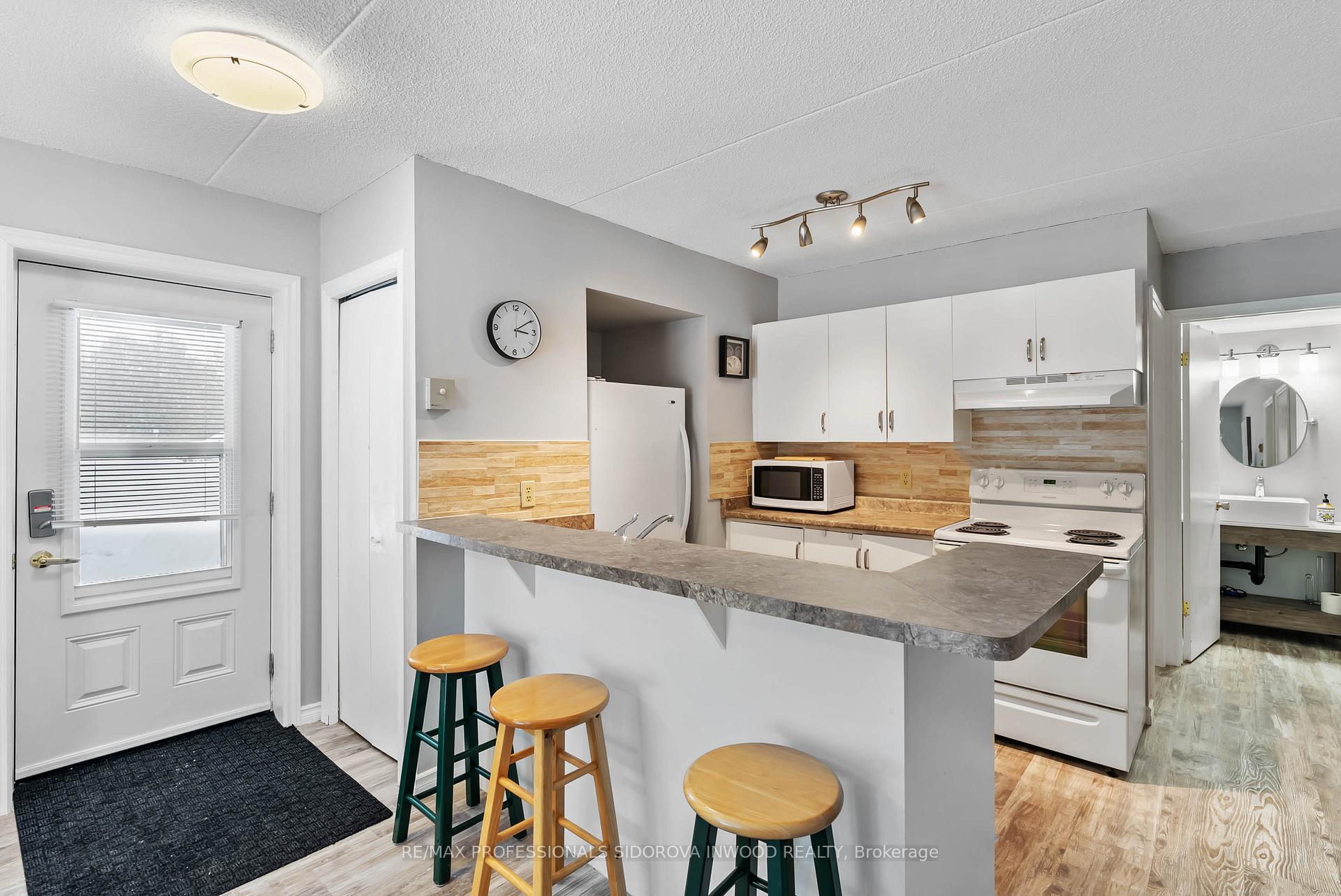 Photo 26 of Unit 74, 21 Dawson Drive, Collingwood — HOMEH