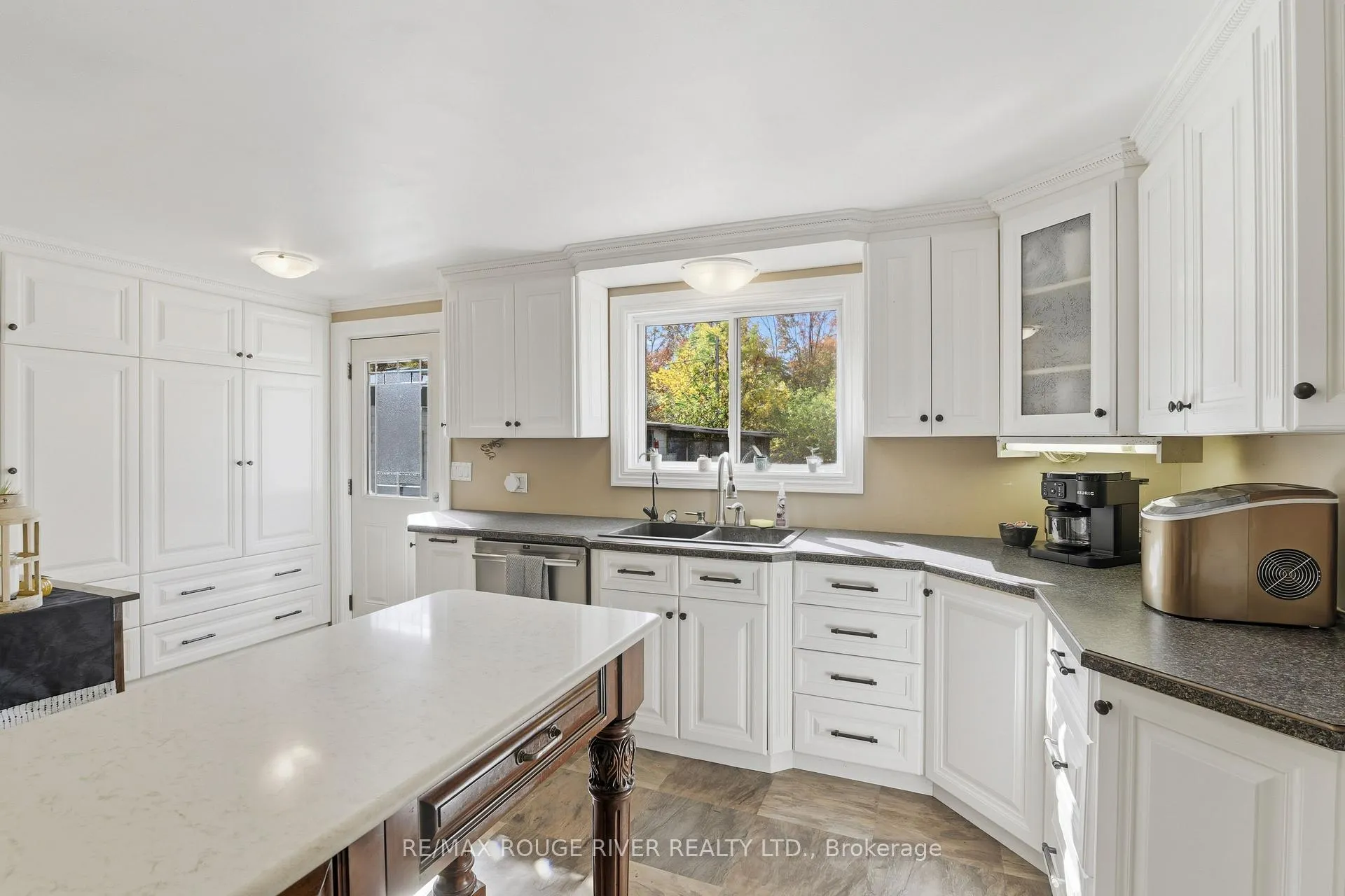 Photo 13 of 122 County Road 4 E, Douro-Dummer — HOMEH