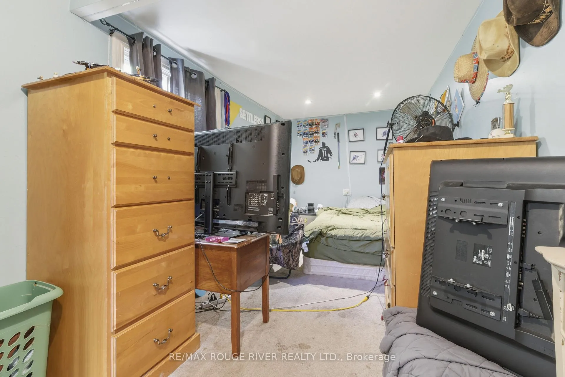 Photo 21 of 122 County Road 4 E, Douro-Dummer — HOMEH
