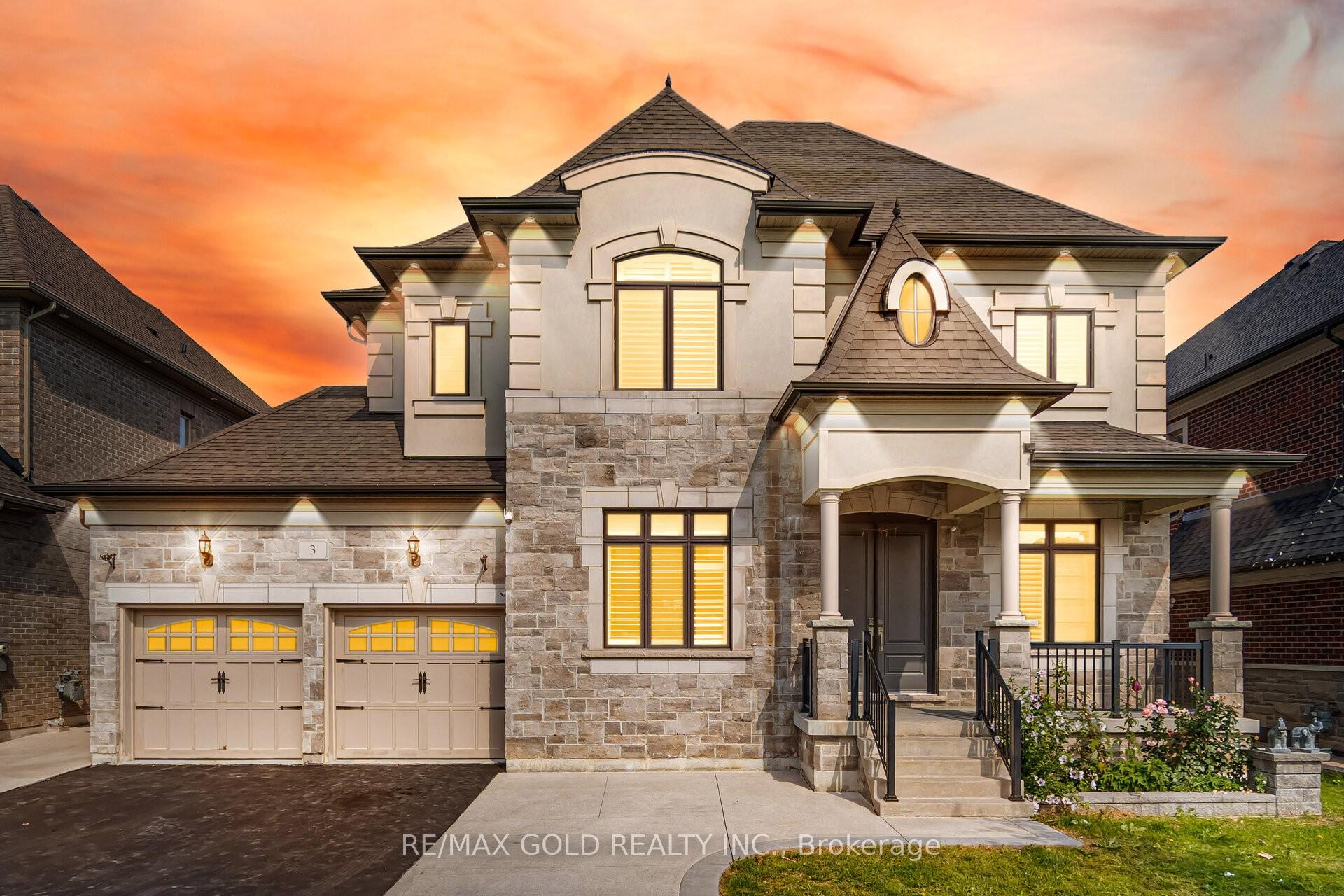 Front of 3 Sister Oreilly Road