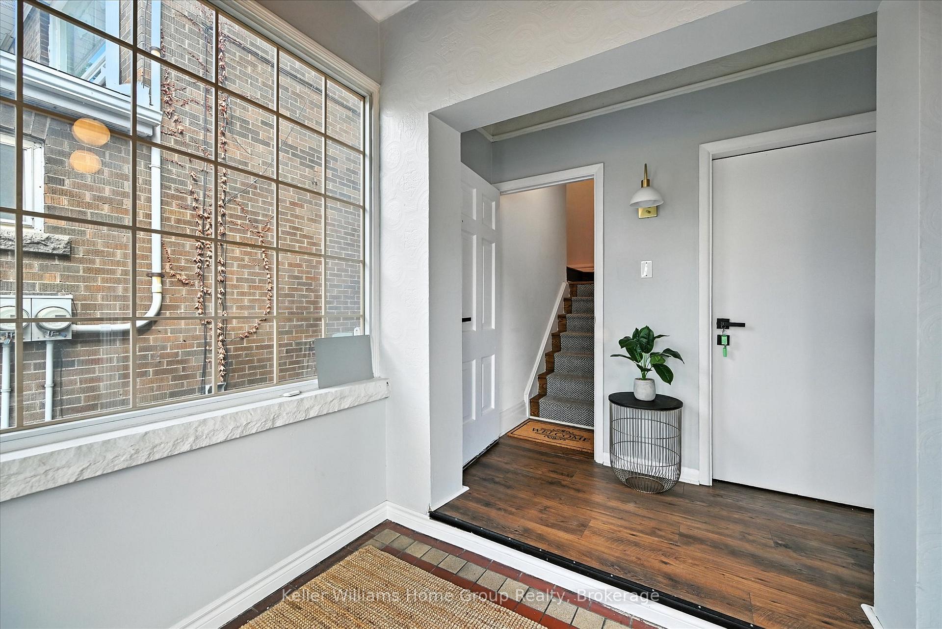 Photo 9 of 1047 Main Street E, Hamilton, Crown Point — HOMEH