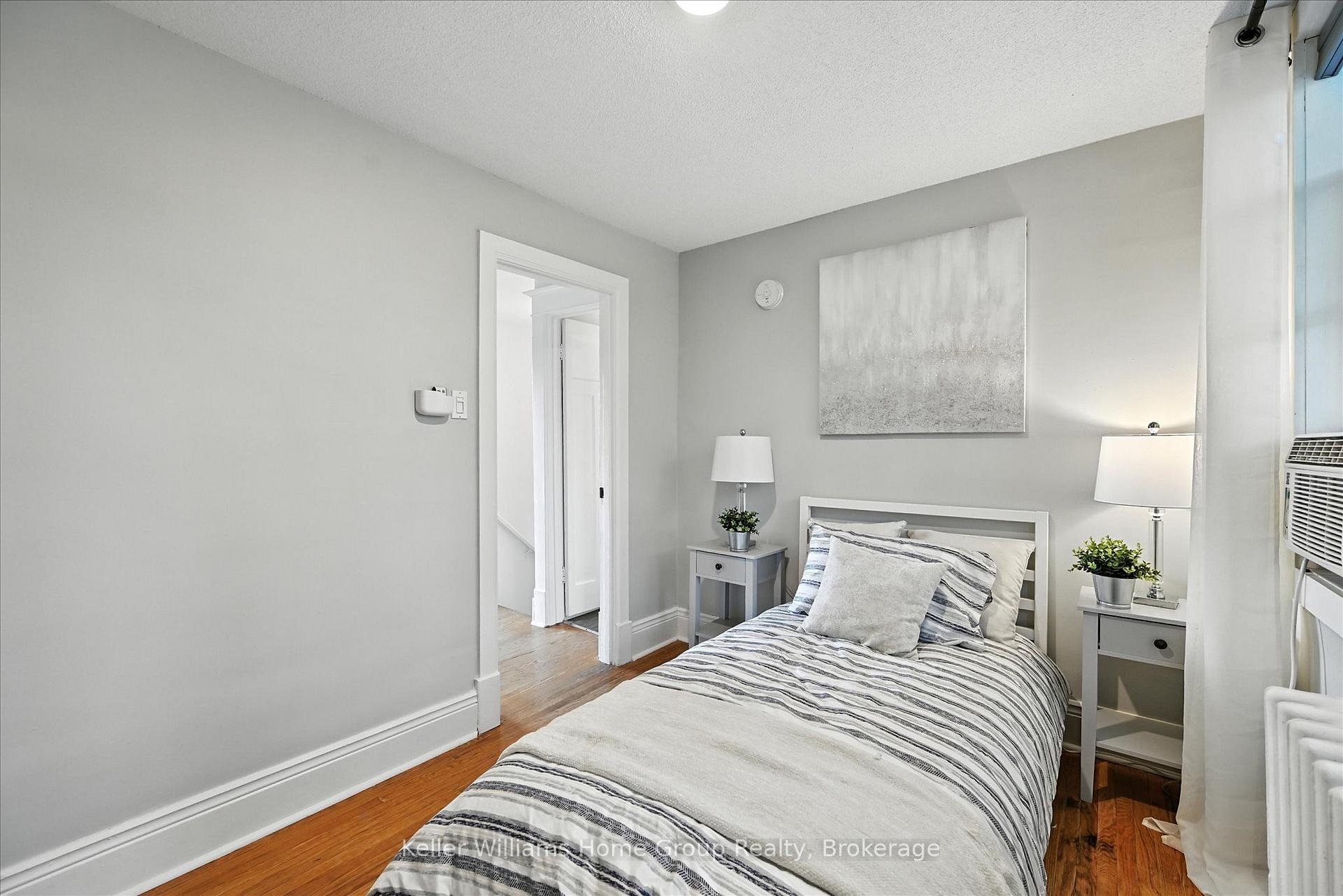 Photo 30 of 1047 Main Street E, Hamilton, Crown Point — HOMEH