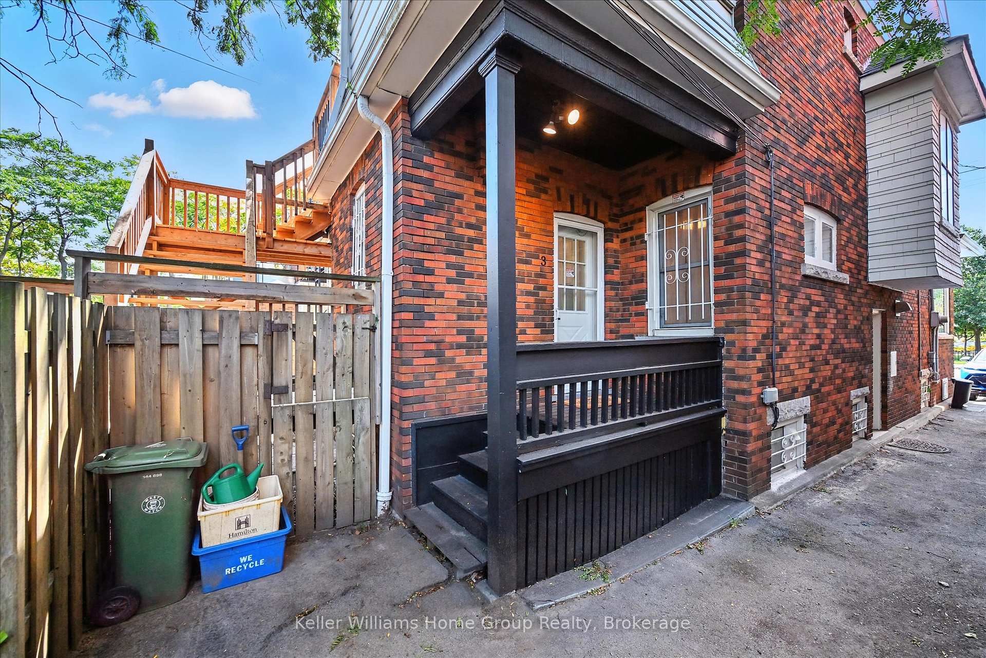 Photo 34 of 1047 Main Street E, Hamilton, Crown Point — HOMEH