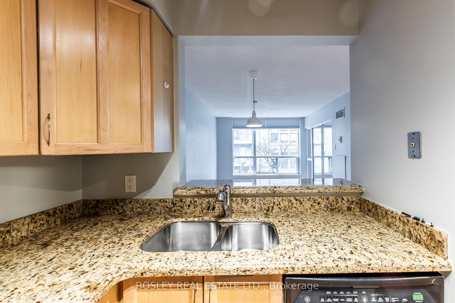 Photo 6 of Unit 310, 92 King Street E, Toronto, Church-Yonge Corridor — HOMEH