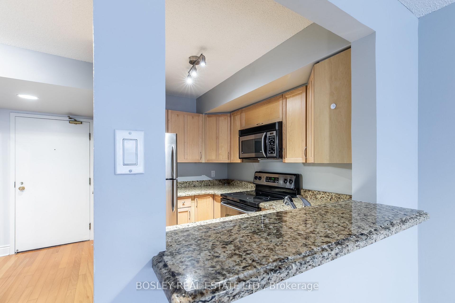 Photo 7 of Unit 310, 92 King Street E, Toronto, Church-Yonge Corridor — HOMEH
