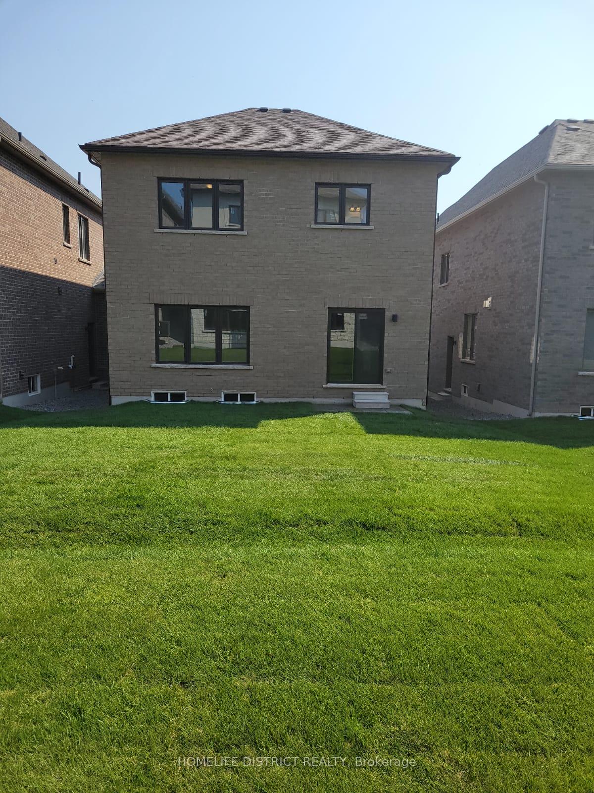Photo 7 of 238 Flood Avenue, Clarington, Newcastle — HOMEH