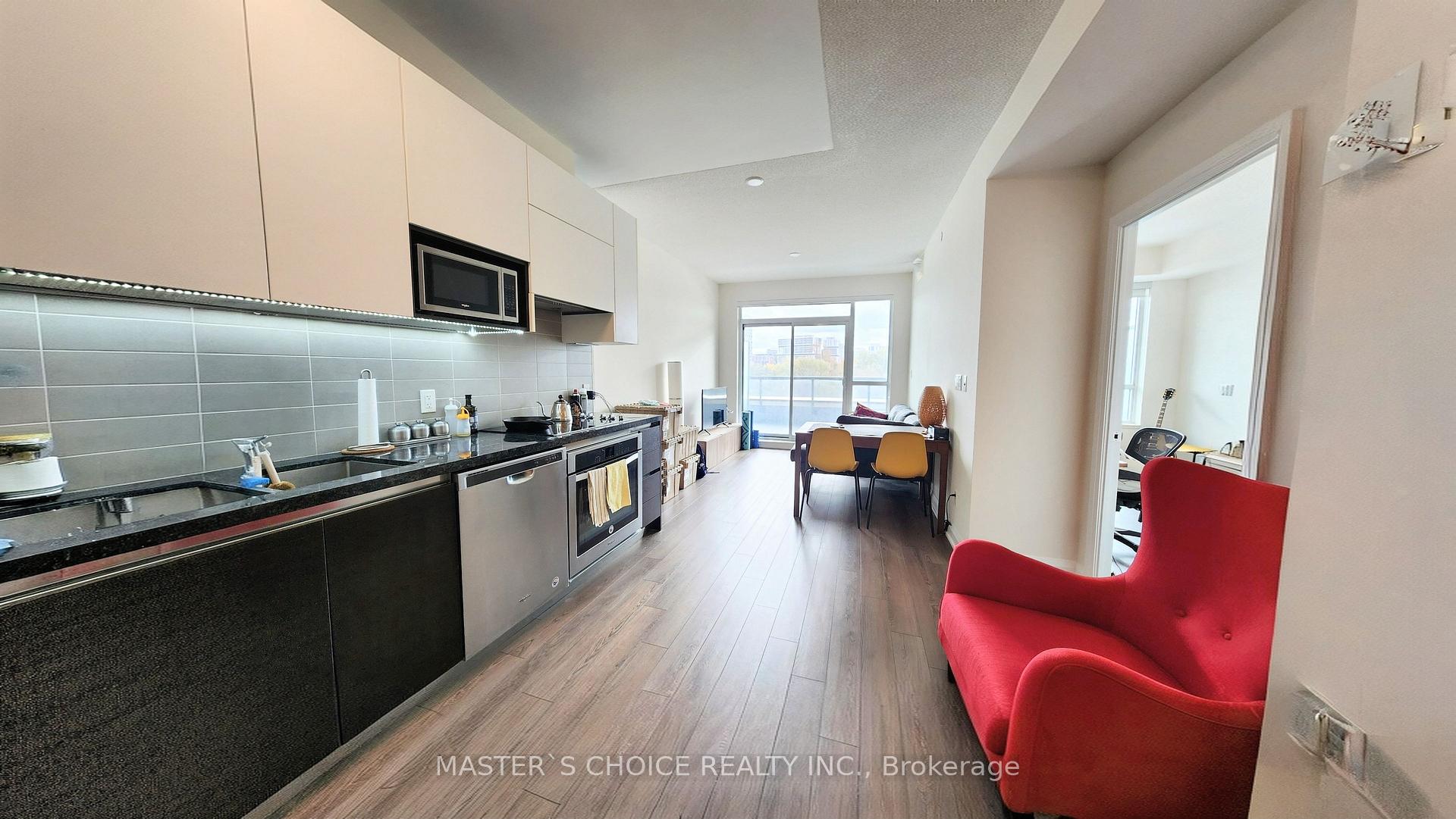 Photo 1 of Unit 318, 15 Water Walk Drive, Markham, Unionville — HOMEH