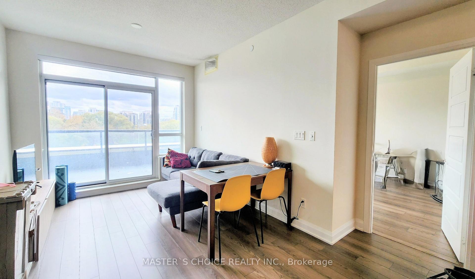 Photo 2 of Unit 318, 15 Water Walk Drive, Markham, Unionville — HOMEH