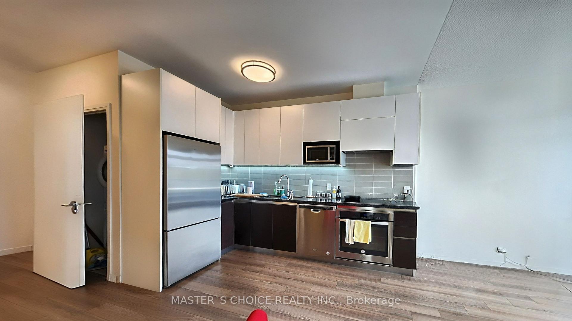 Photo 3 of Unit 318, 15 Water Walk Drive, Markham, Unionville — HOMEH