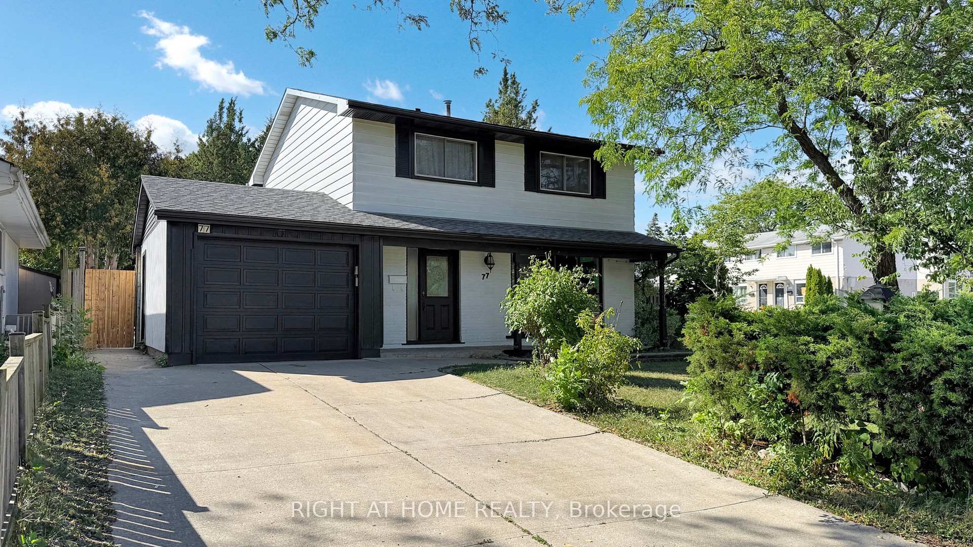 Photo 1 of 77 Elford Crescent, Hamilton, Vincent — HOMEH