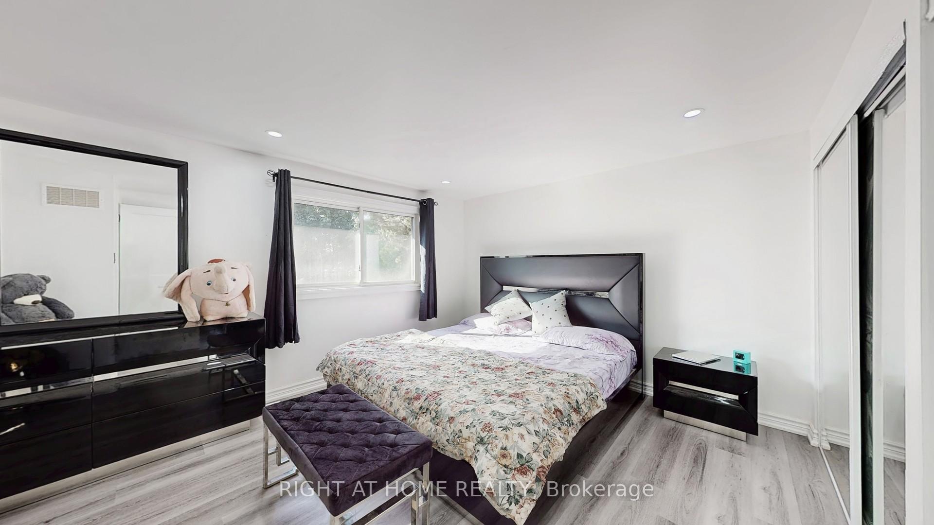 Photo 41 of 77 Elford Crescent, Hamilton, Vincent — HOMEH