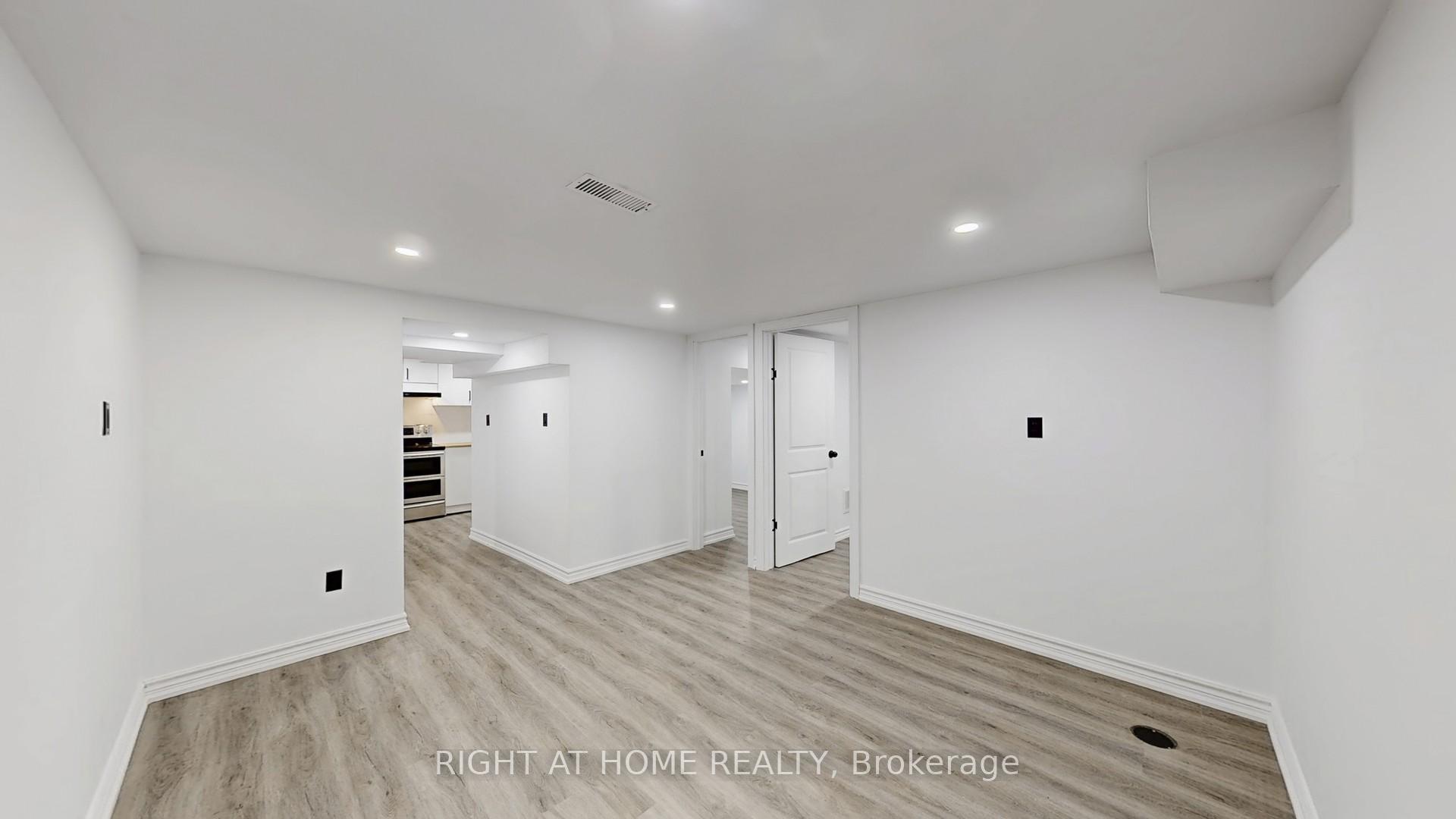 Photo 54 of 77 Elford Crescent, Hamilton, Vincent — HOMEH
