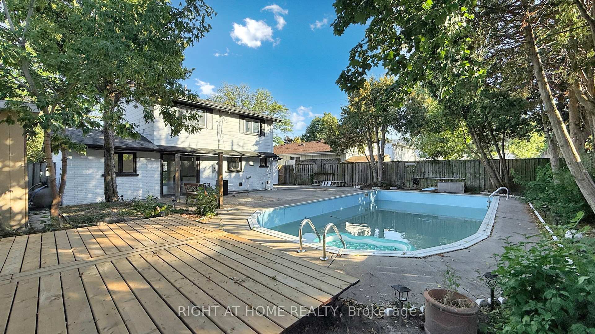 Photo 95 of 77 Elford Crescent, Hamilton, Vincent — HOMEH