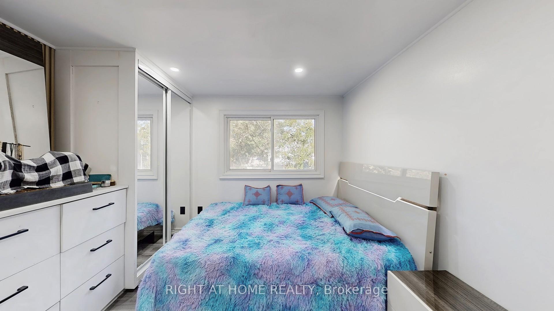 Photo 68 of 77 Elford Crescent, Hamilton, Vincent — HOMEH