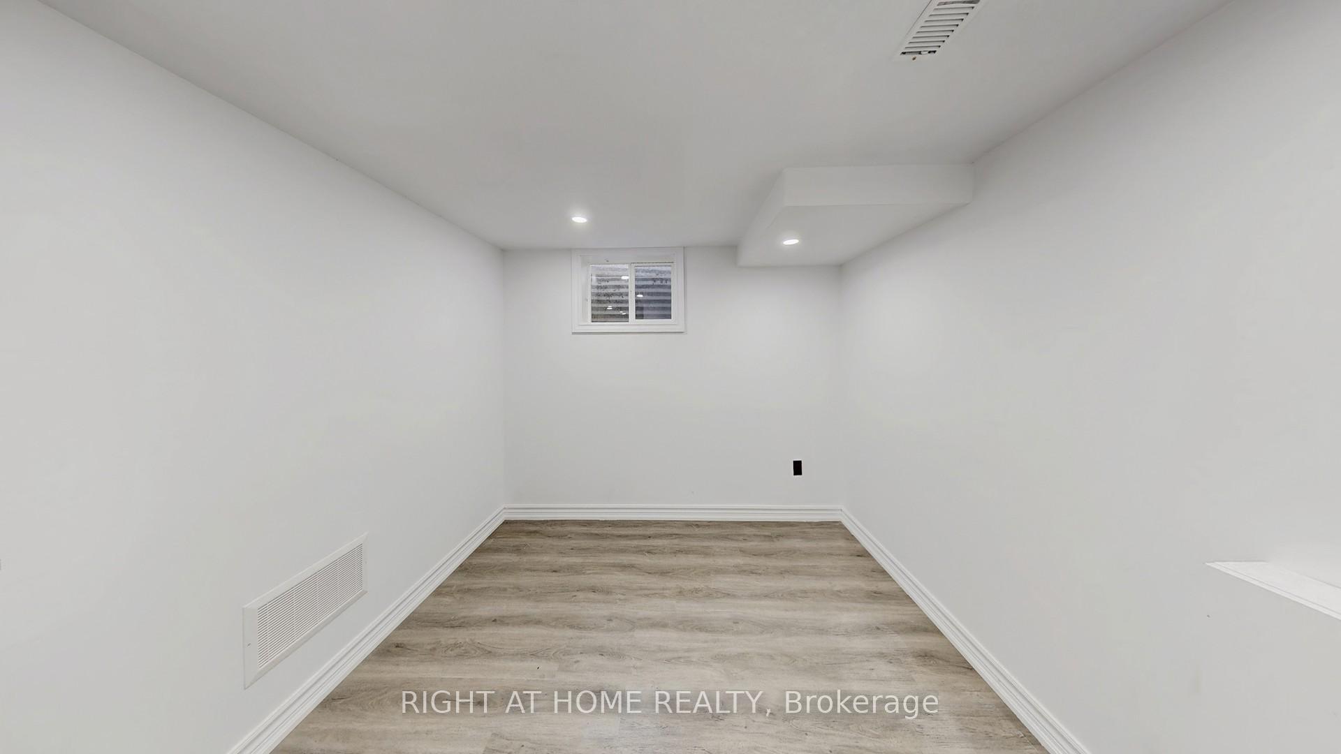 Photo 83 of 77 Elford Crescent, Hamilton, Vincent — HOMEH