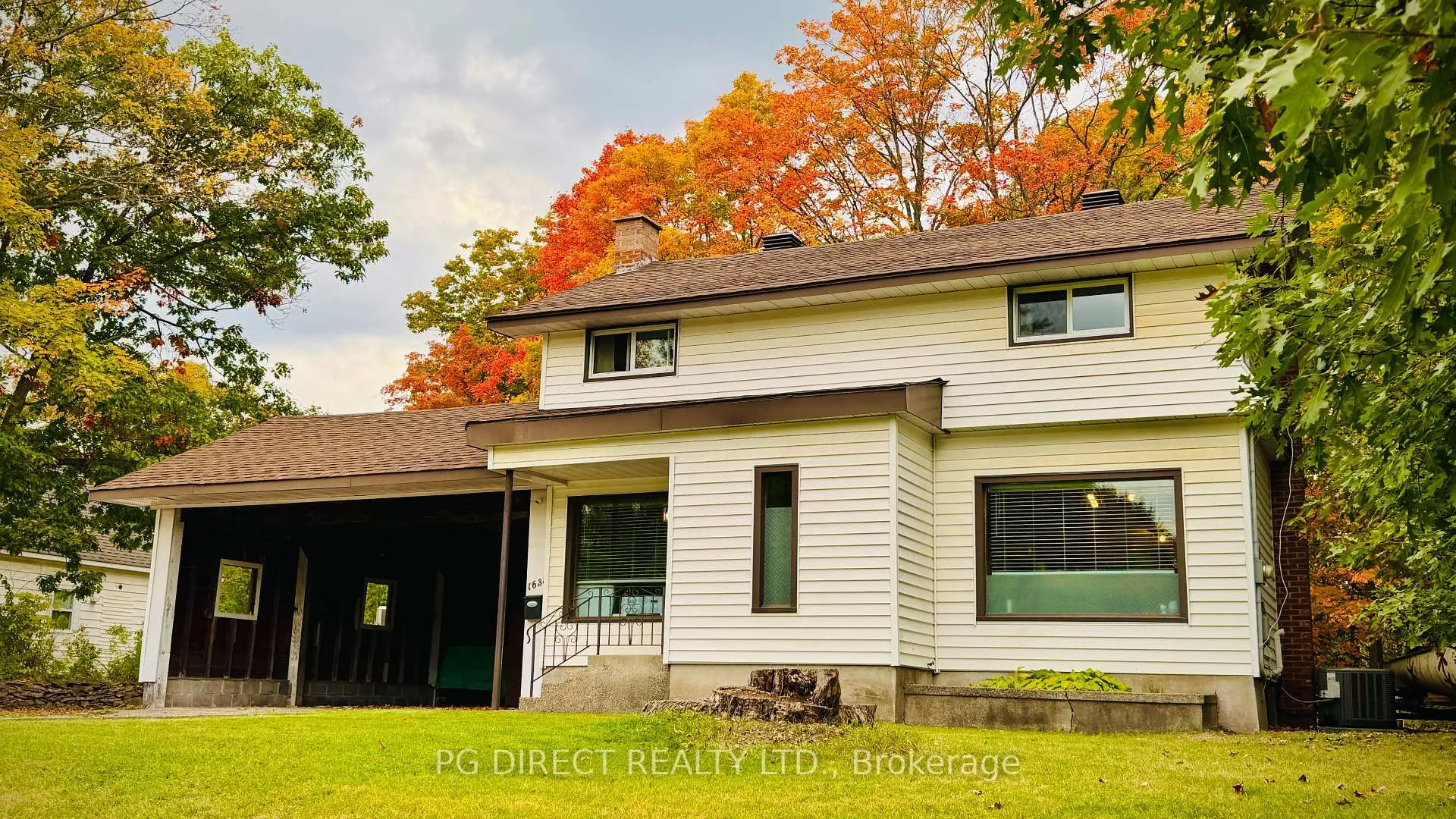 Photo 1 of 1638 Queen Street E, Sault Ste Marie — HOMEH